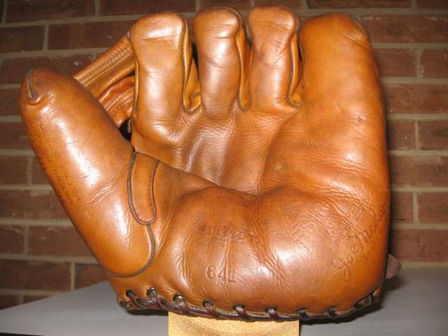 Joe Medwick Wilson 641 Front